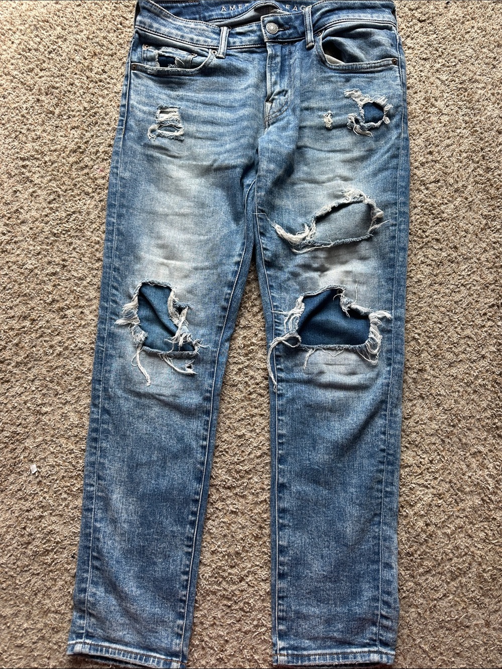 American Eagle Outfitters Light Blue Distressed Slim Straight Jeans